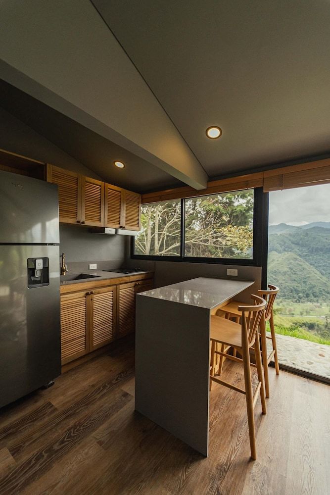 La Casa en las Nubes Deluxe Cabin, Mountain View 2