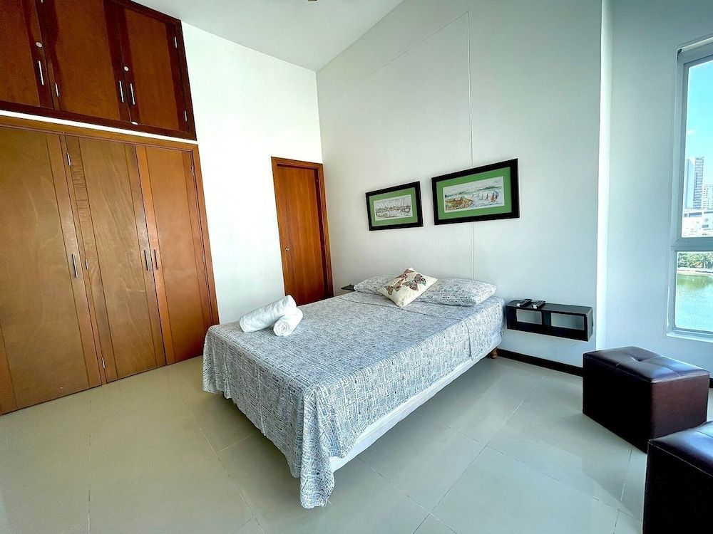 Panoramic Studio