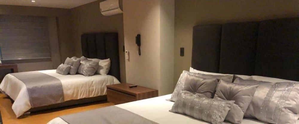 ALBURA HOTEL Family Quadruple Room 2