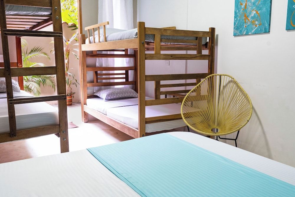 Family Room, Multiple Beds, Private Bathroom, Ground Floor