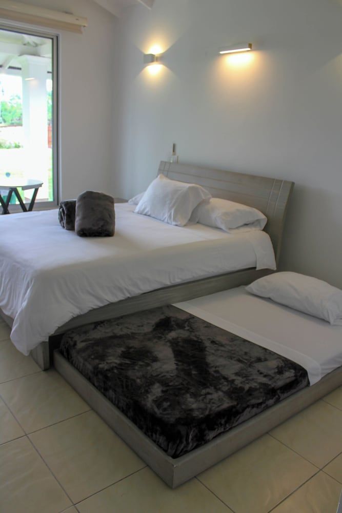 Comfort Triple Room, Garden View