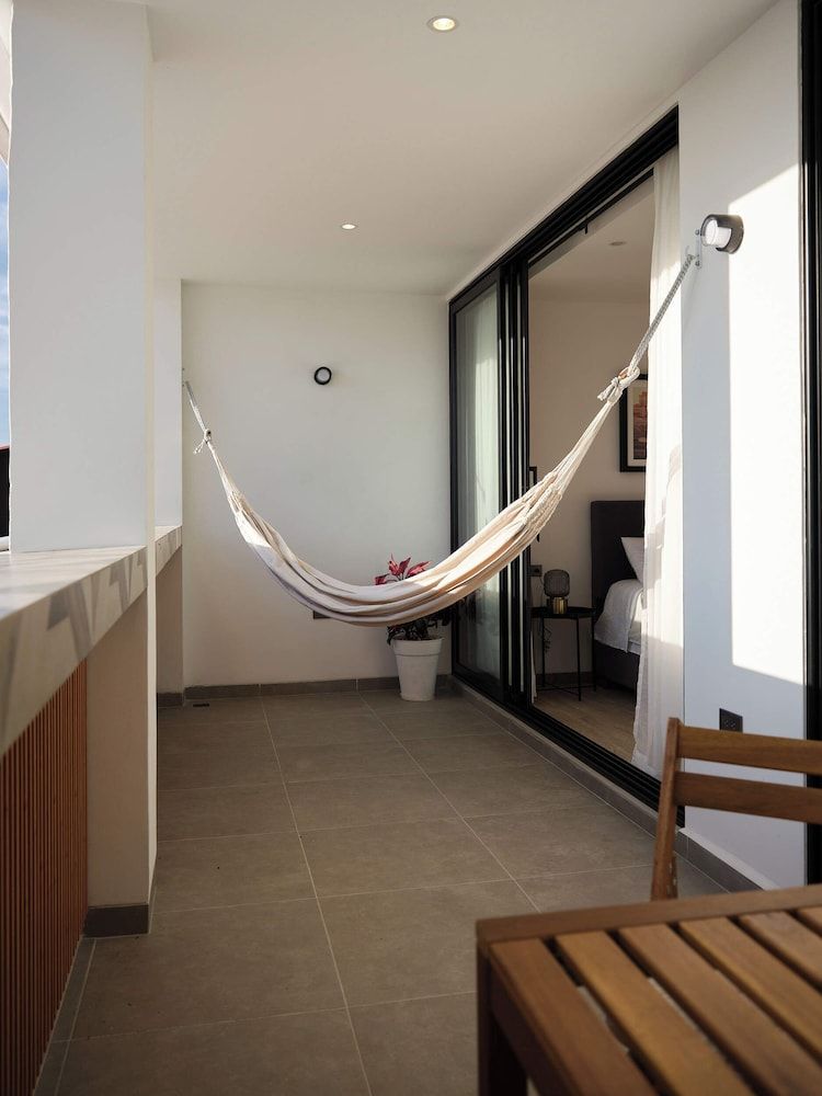 Villa Milá Comfort Apartment, Balcony, Hill View 6