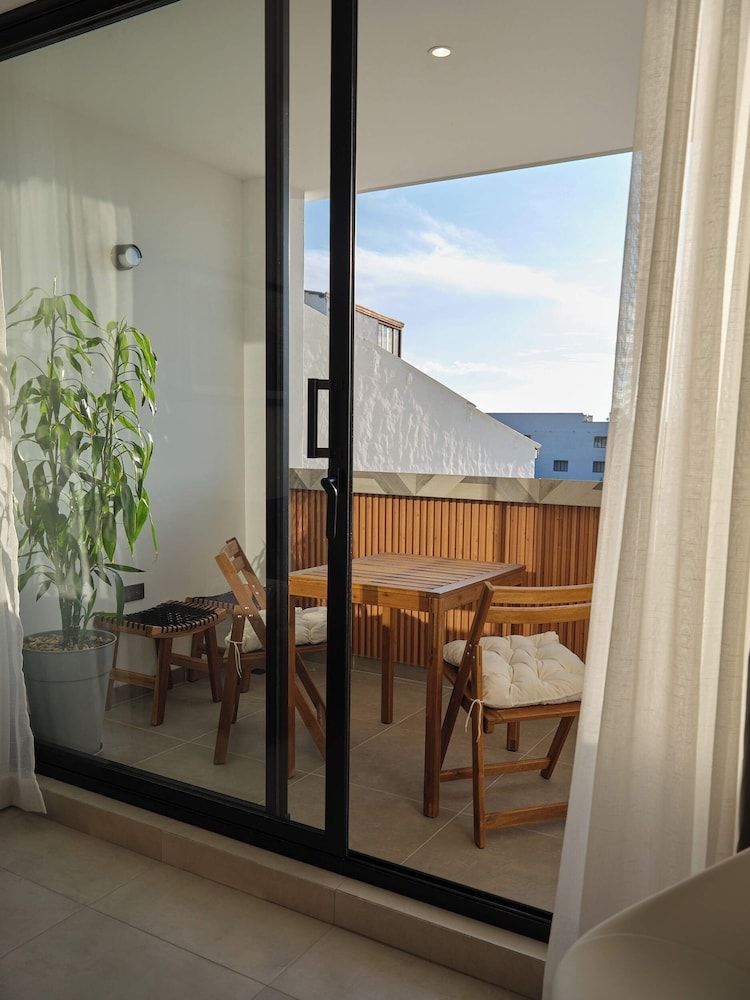 Villa Milá Comfort Apartment, Balcony, Hill View 5