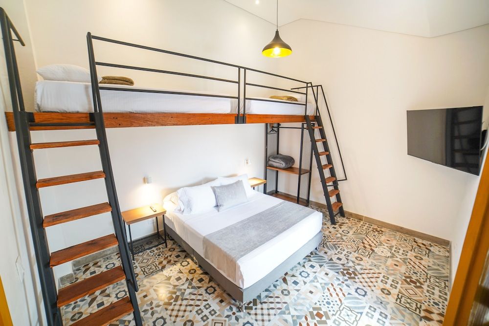 Casa Serafin Hotel Standard Quadruple Room 3