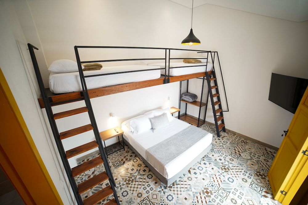 Casa Serafin Hotel Standard Quadruple Room 4