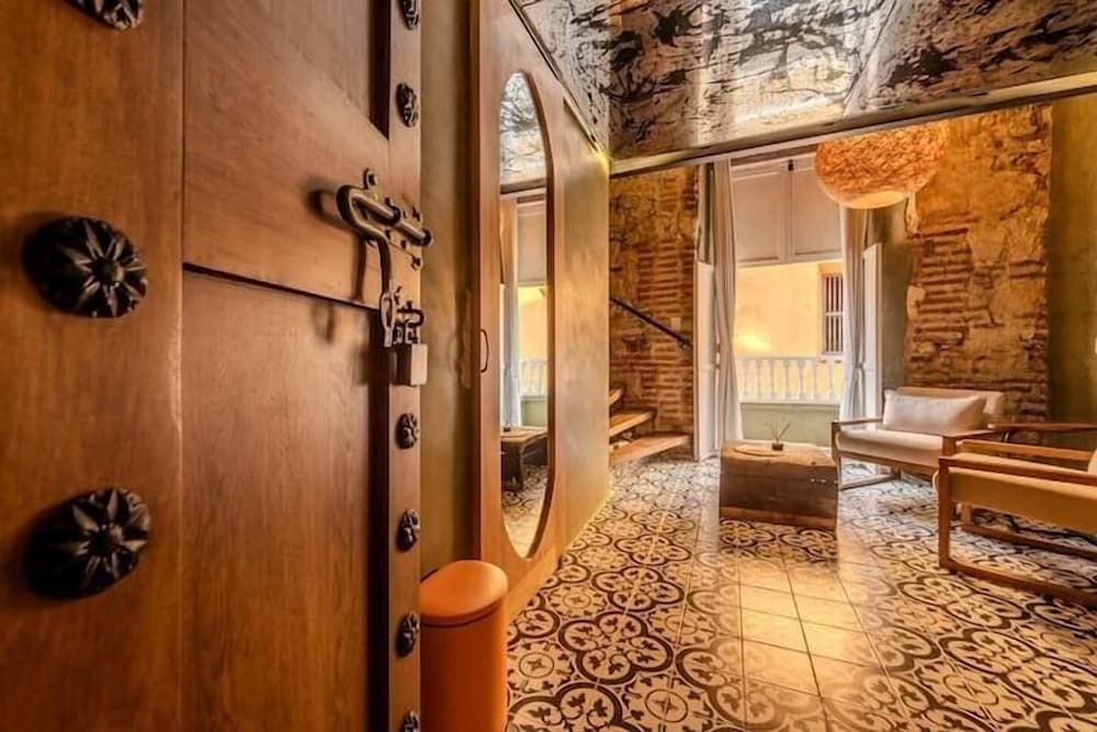 Hotel Villa Alta Guest House Deluxe Double Room, Balcony, City View 13