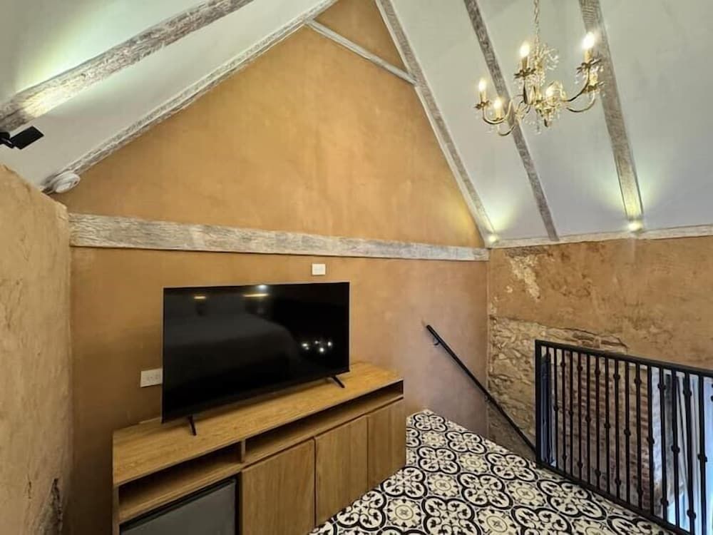 Hotel Villa Alta Guest House Deluxe Double Room, Balcony, City View 8