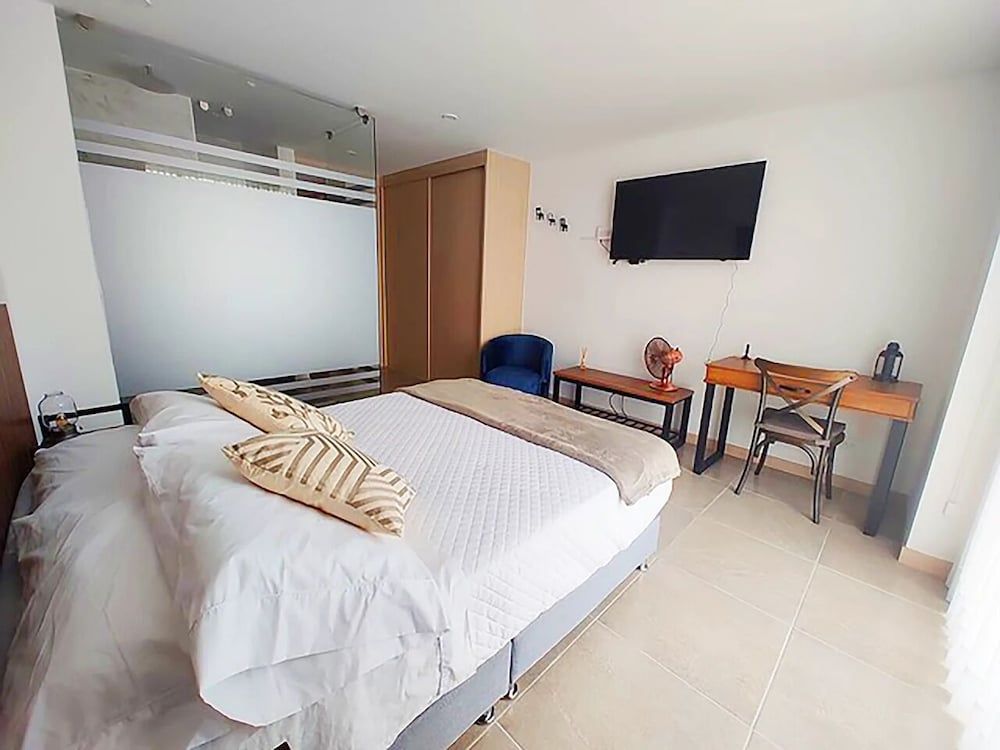 Apartment (OX03I)