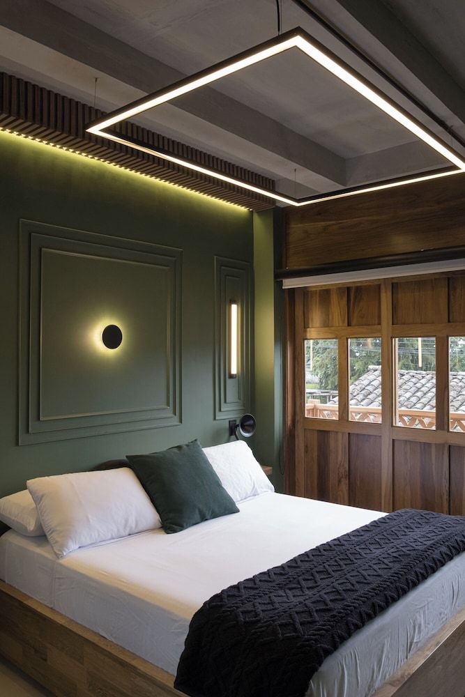 Bindi Hostel Superior Double Room, City View 6