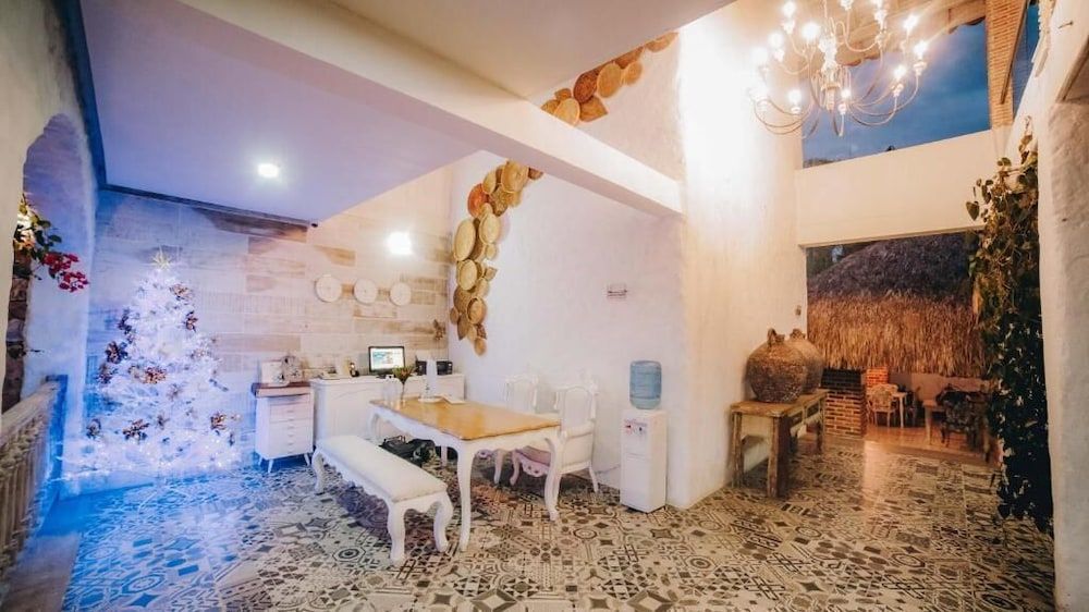 Angel de Santa Fe by Bernalo Hotels