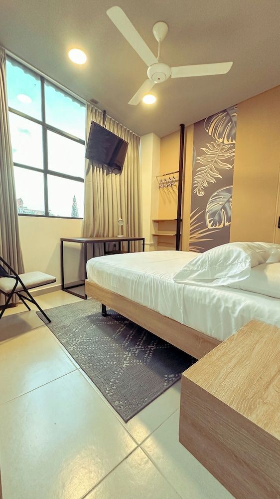 Hotel Star 37 Av Superior Room, Air conditioning, City View 2