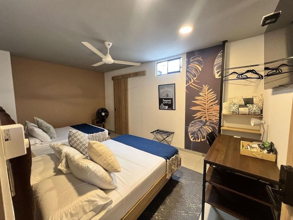 Hotel Star 37 Av Standard Double Room, 2 Double Beds, Non Smoking, Housekeeping