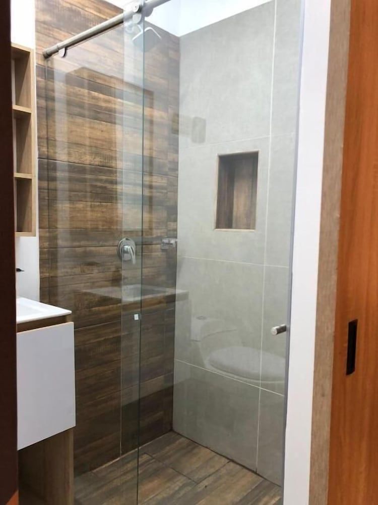 Hotel Star 37 Av Standard Double Room, 2 Double Beds, Non Smoking, Housekeeping 7