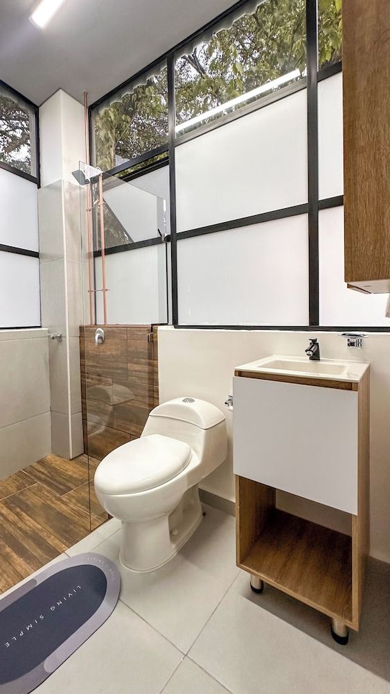 Hotel Star 37 Av Standard Double Room, 2 Double Beds, Non Smoking, Housekeeping 5