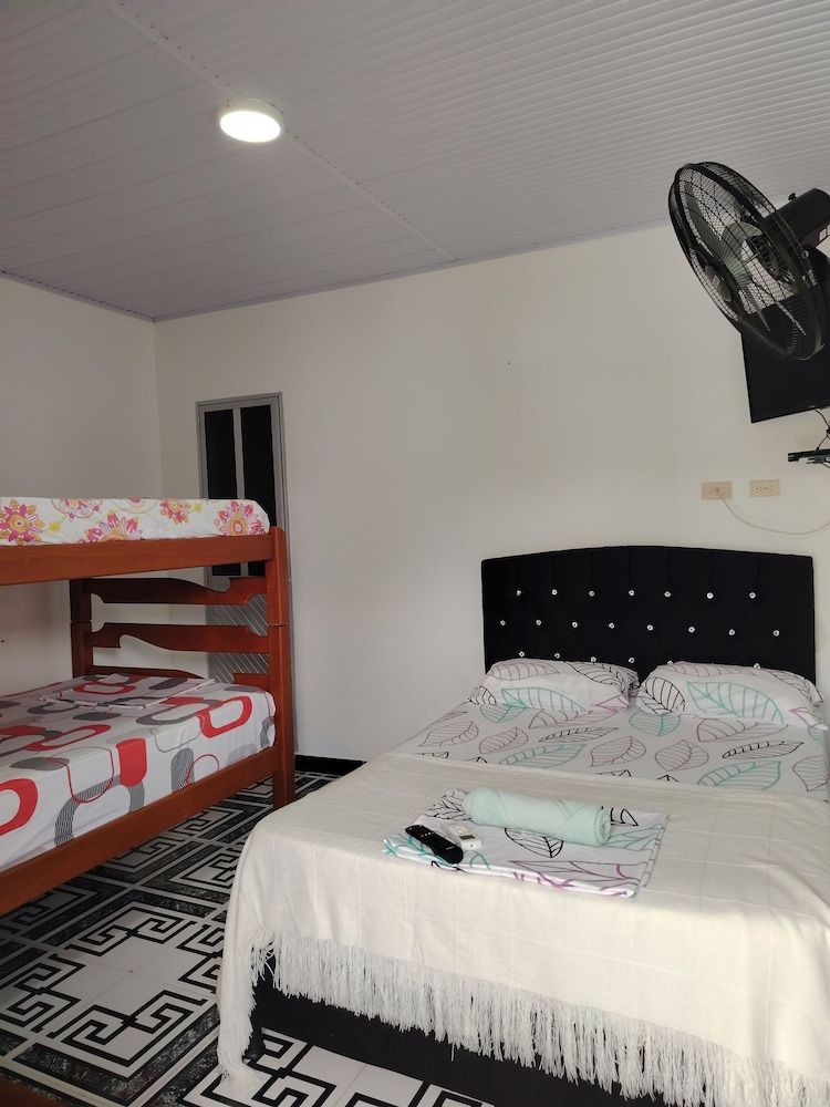 Hotel Alto Amazonas Economy Quadruple Room, Lanai, Pool View 2