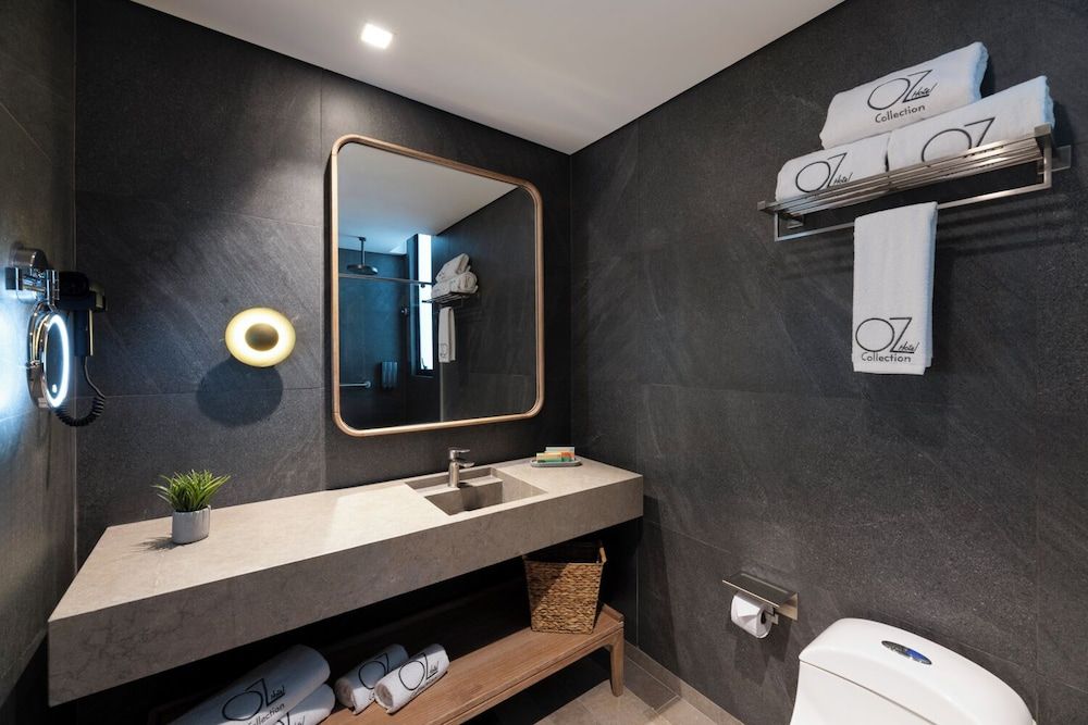 OZ Hotel Collection Classic Double Room 12