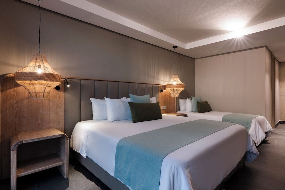 OZ Hotel Collection Classic Double Room 4