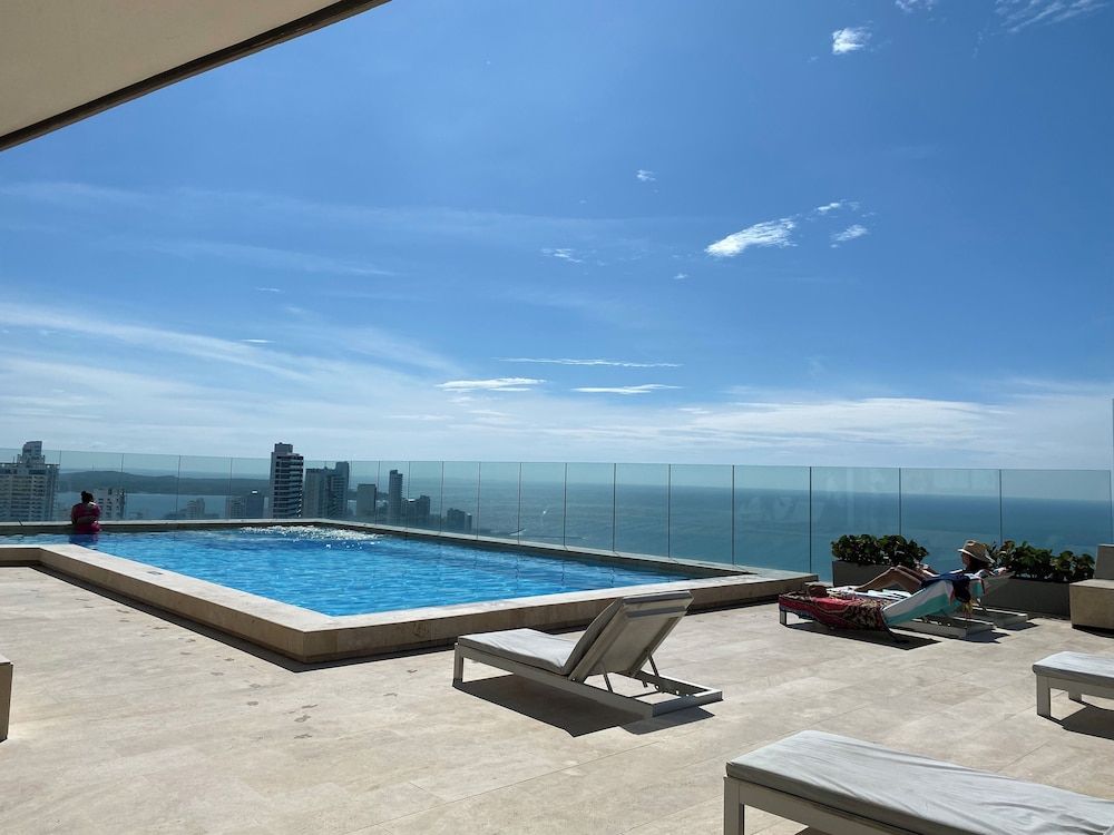 by Calamari Homes - Edificio Murano Elite