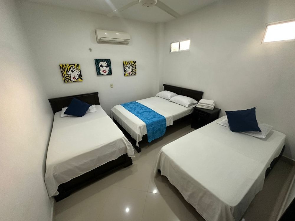 HOTEL PUERTO DORADO Classic Quadruple Room