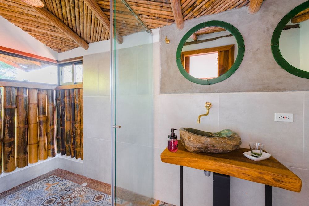 Hotel Kawa Mountain Retreat Deluxe Cabin, Balcony 7