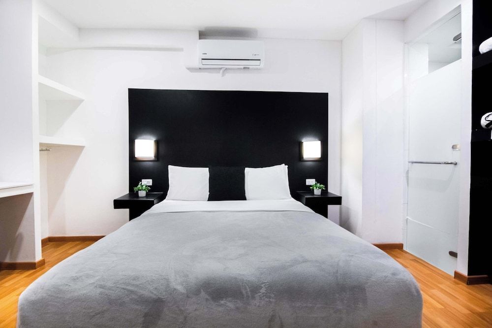 Hotel Z3 Standard Double Room 2