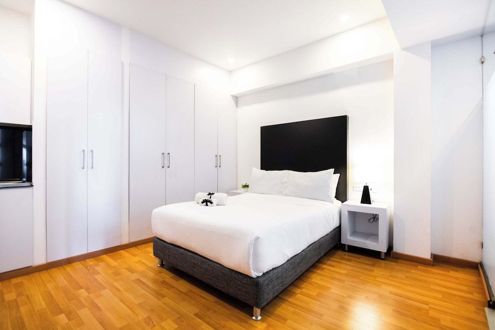 Hotel Z3 Superior Double Room 9