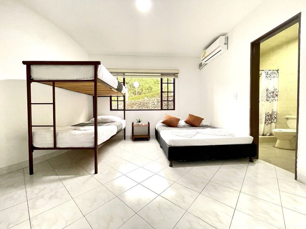 San Lorenzo Basic Chalet 2