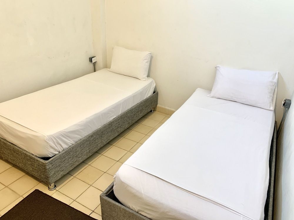 Basic Quadruple Room, Shared Bathroom