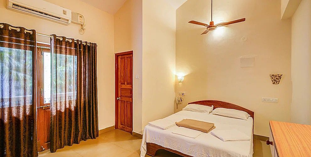 Hotel Lua Nova Goa Standard Double Non AC 4