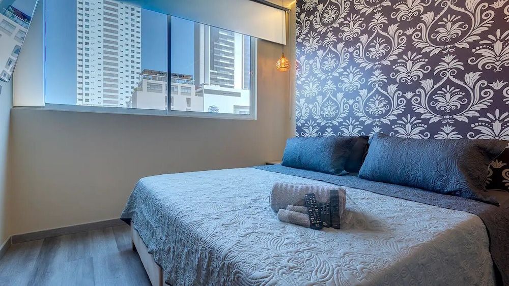 Miami Hotel Cartagena Luxury Loft, Multiple Bedrooms, Partial Ocean View 2