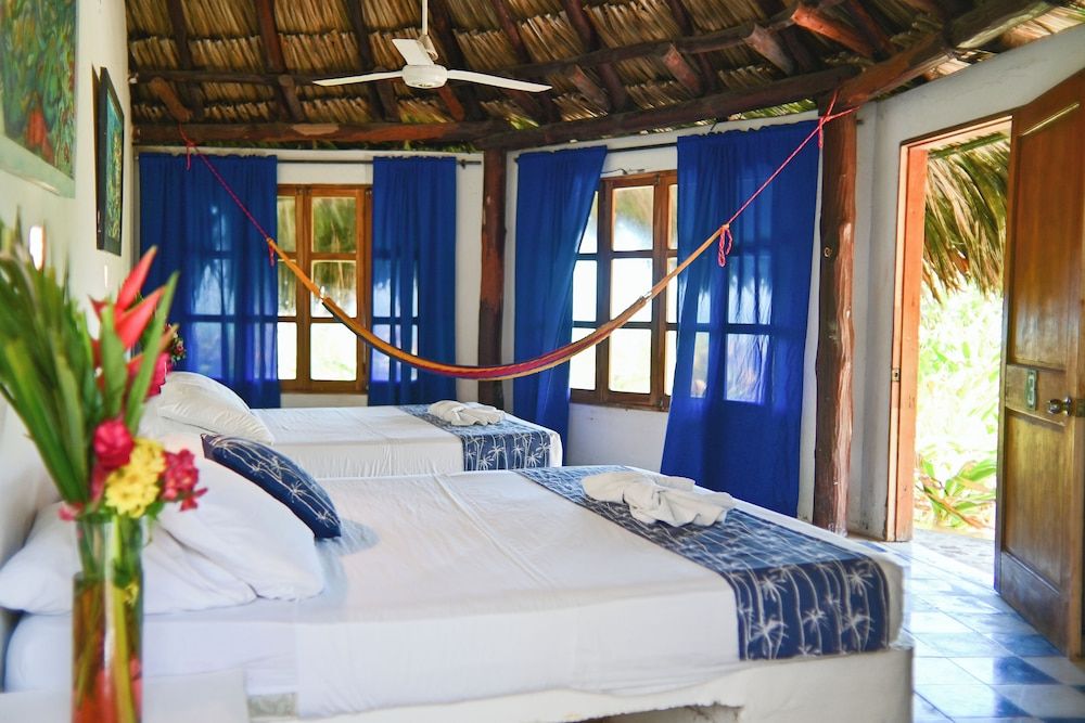 Isla del Pirata - Oficina de Reserva Junior Bungalow