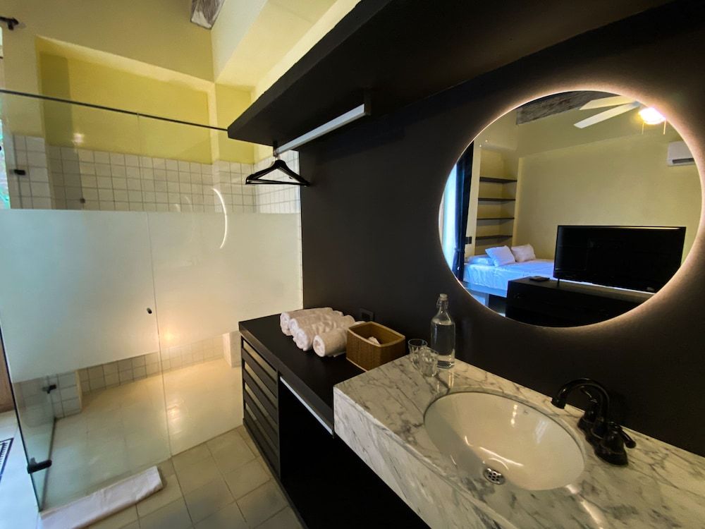 Casa Charlotte Alma Hotels Family Suite 5