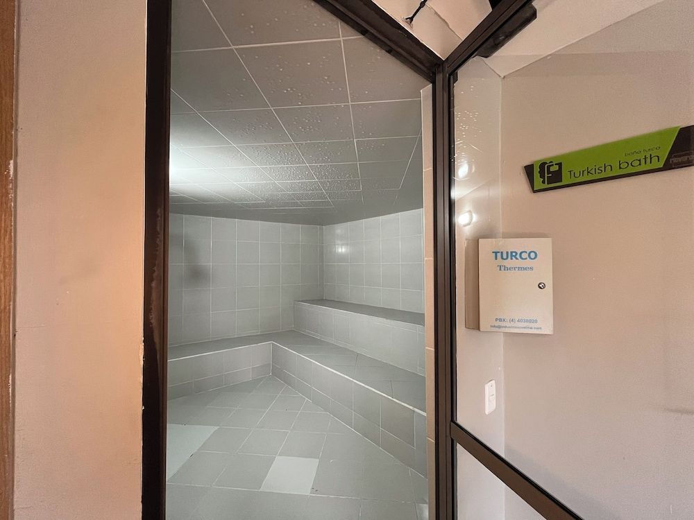 Room-apartasuite Cercana al Aeropuerto i Room, 1 Bedroom, Accessible, Smoking 5