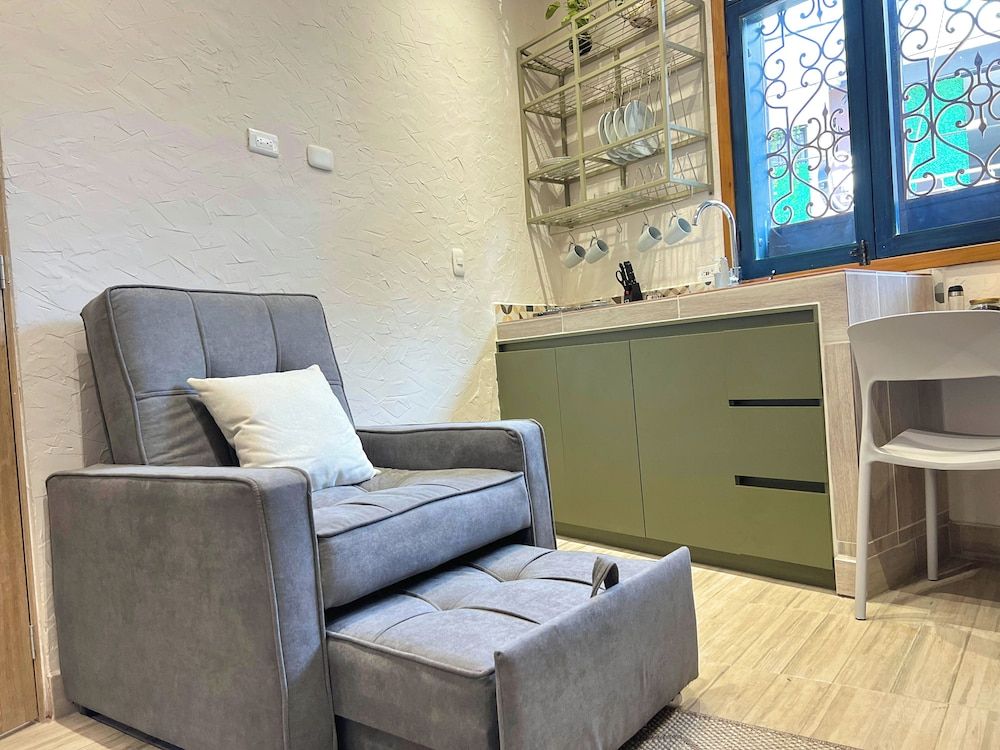 Zentrico Hotel Apartment 8