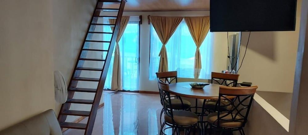 Cool Waters Jungle Villas Luxury Apartment, Mountain View 10