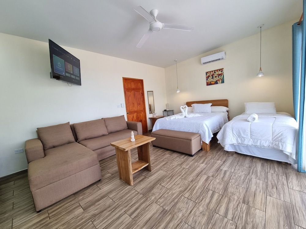 Pinilla Highlands Traditional Villa 4