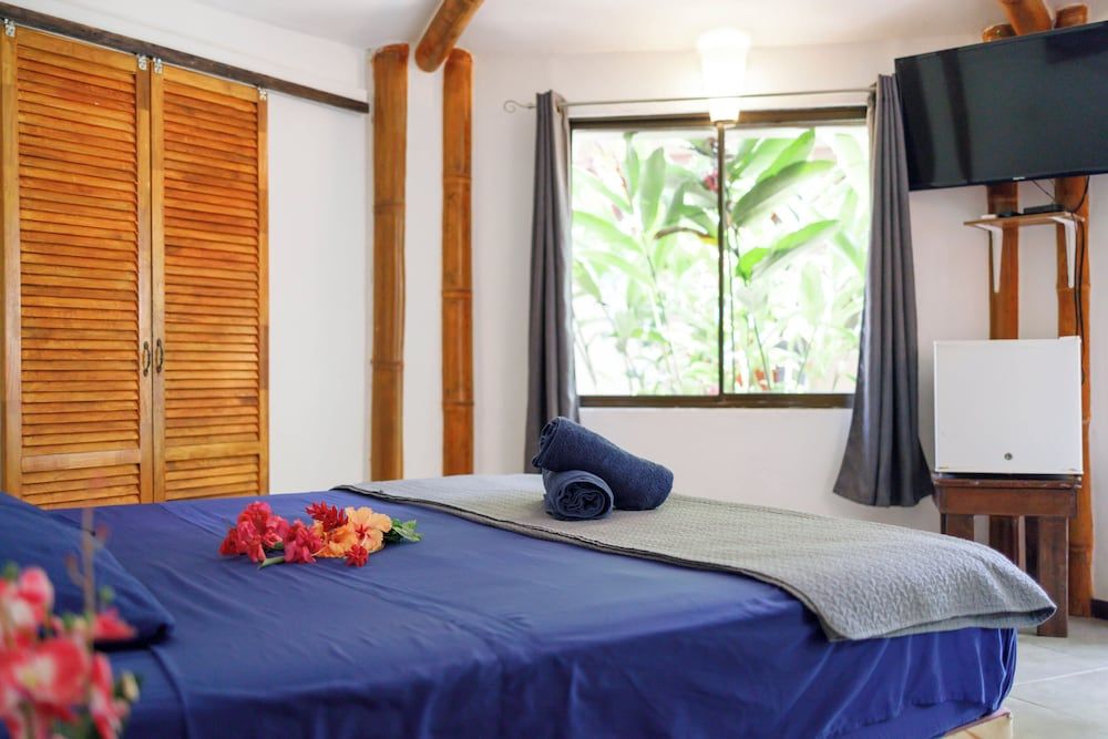 Bambutel Deluxe Double Room 3