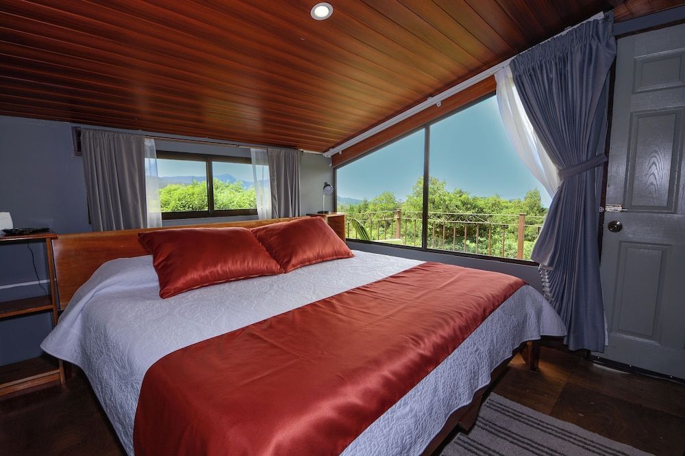 Classic Villa, Mountain View