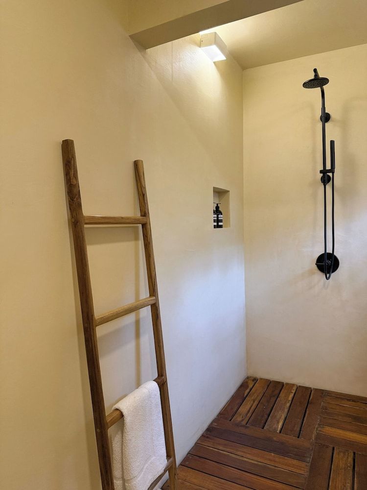 La Bonita Lodge Deluxe Villa, Garden View 15