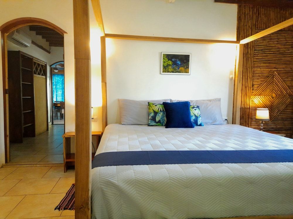 Classic Apartment, 1 King Bed with Sofa bed, Patio, Beach View