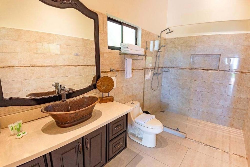 Marenaz Oceanfront Resort Deluxe Bungalow 9