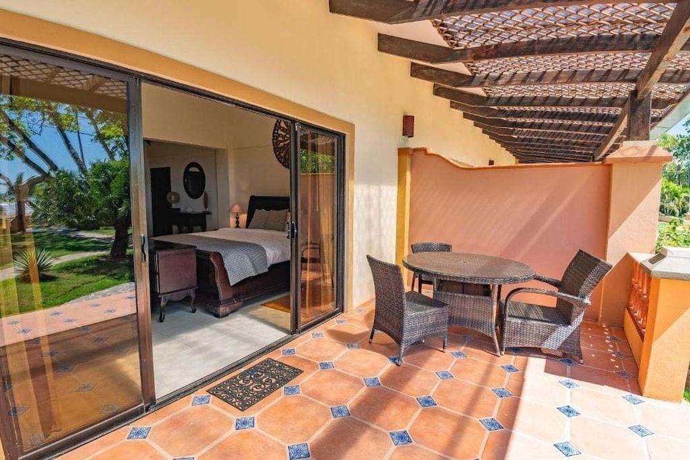 Marenaz Oceanfront Resort Deluxe Bungalow 6