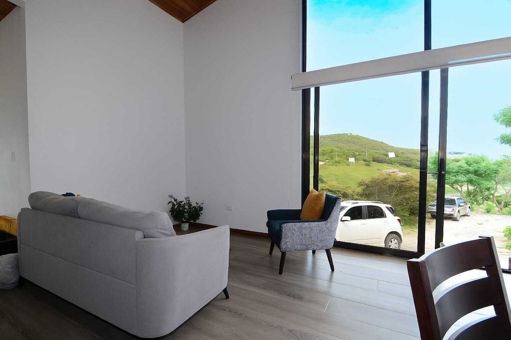 Basic House, Balcony, Mountain View