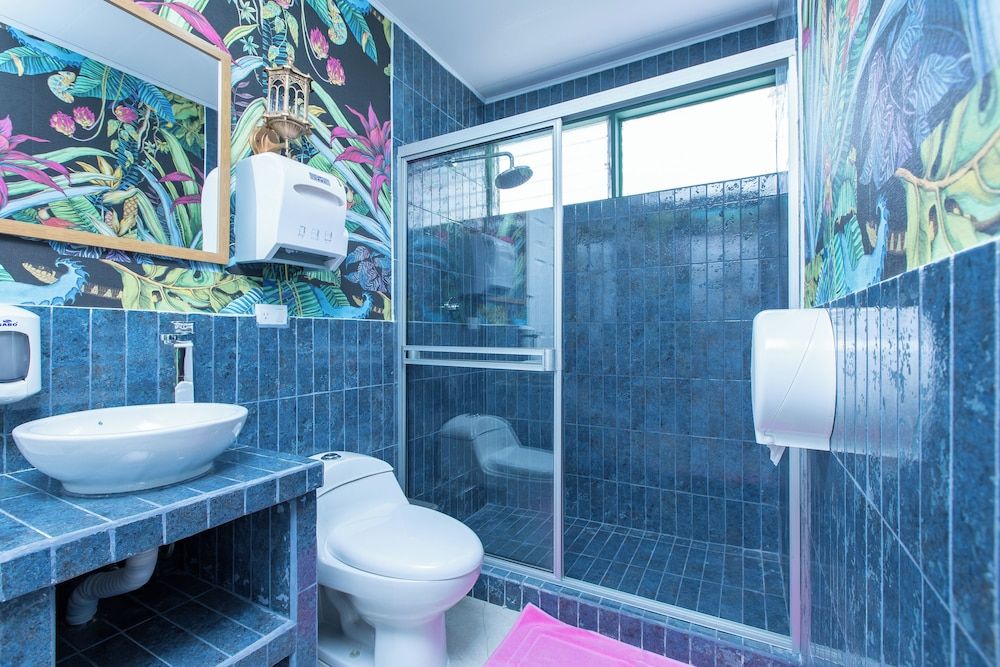 Casa Zafiro B&B Standard Shared Dormitory, Courtyard View 6