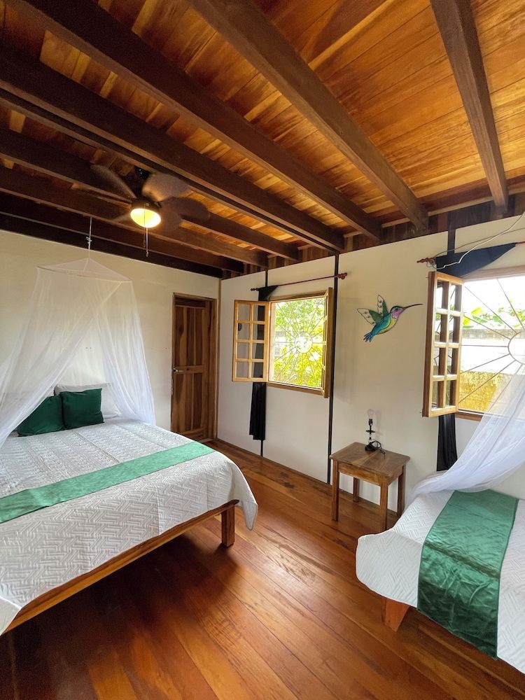Classic House, 3 Bedrooms, Patio