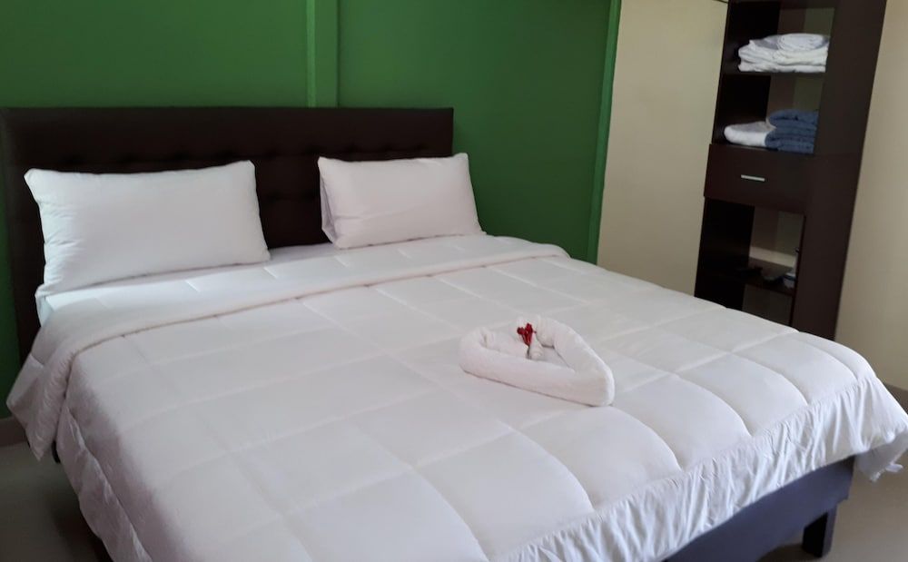 Chalet San Juanillo Family Chalet, Mountainside 2