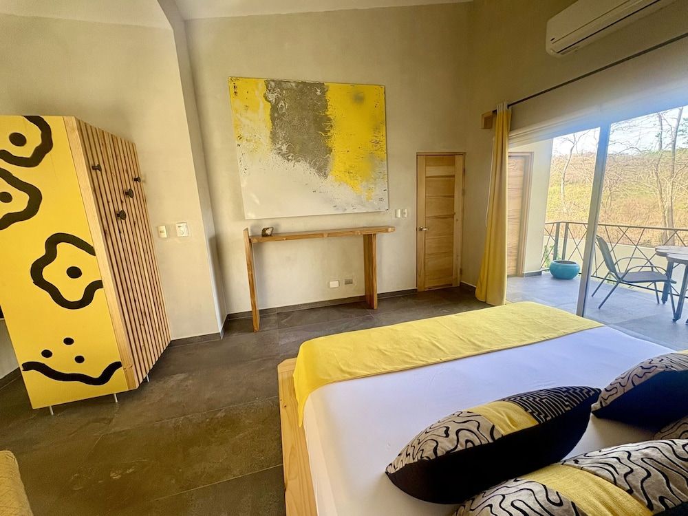 Pierre and Colors TAMARINDO Adult Only Superior Apartment, Ensuite, Pool View (Luxe) 6