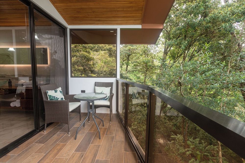 Duplex, 1 Bedroom, Balcony, Mountain View