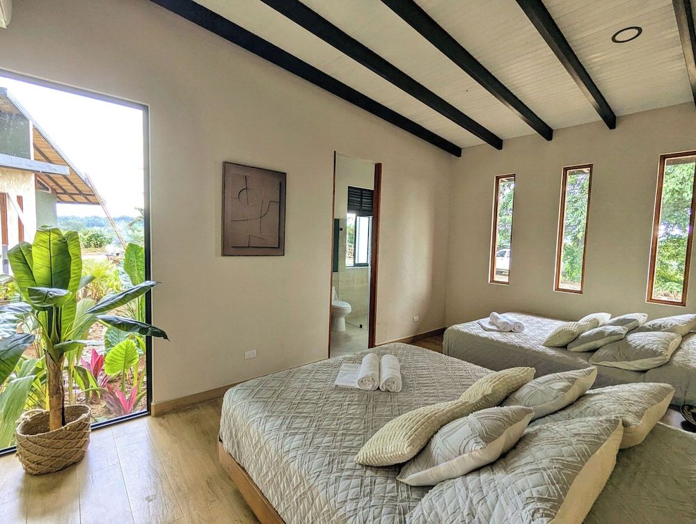 Cottage, Balcony, Mountain View