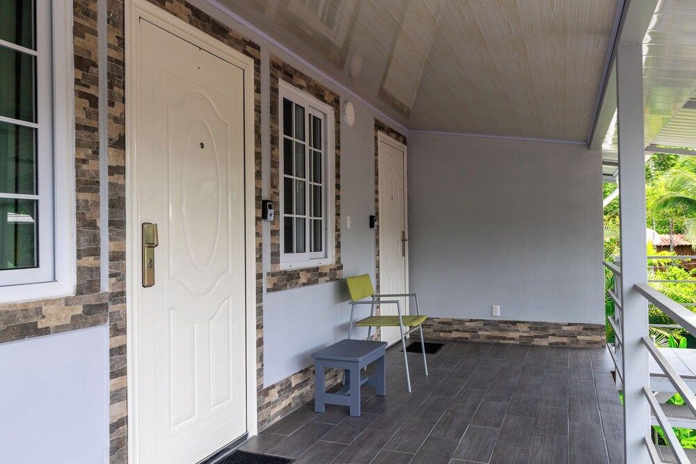 Villas Cozy Sloth Superior Double Room, Balcony, Garden View 3